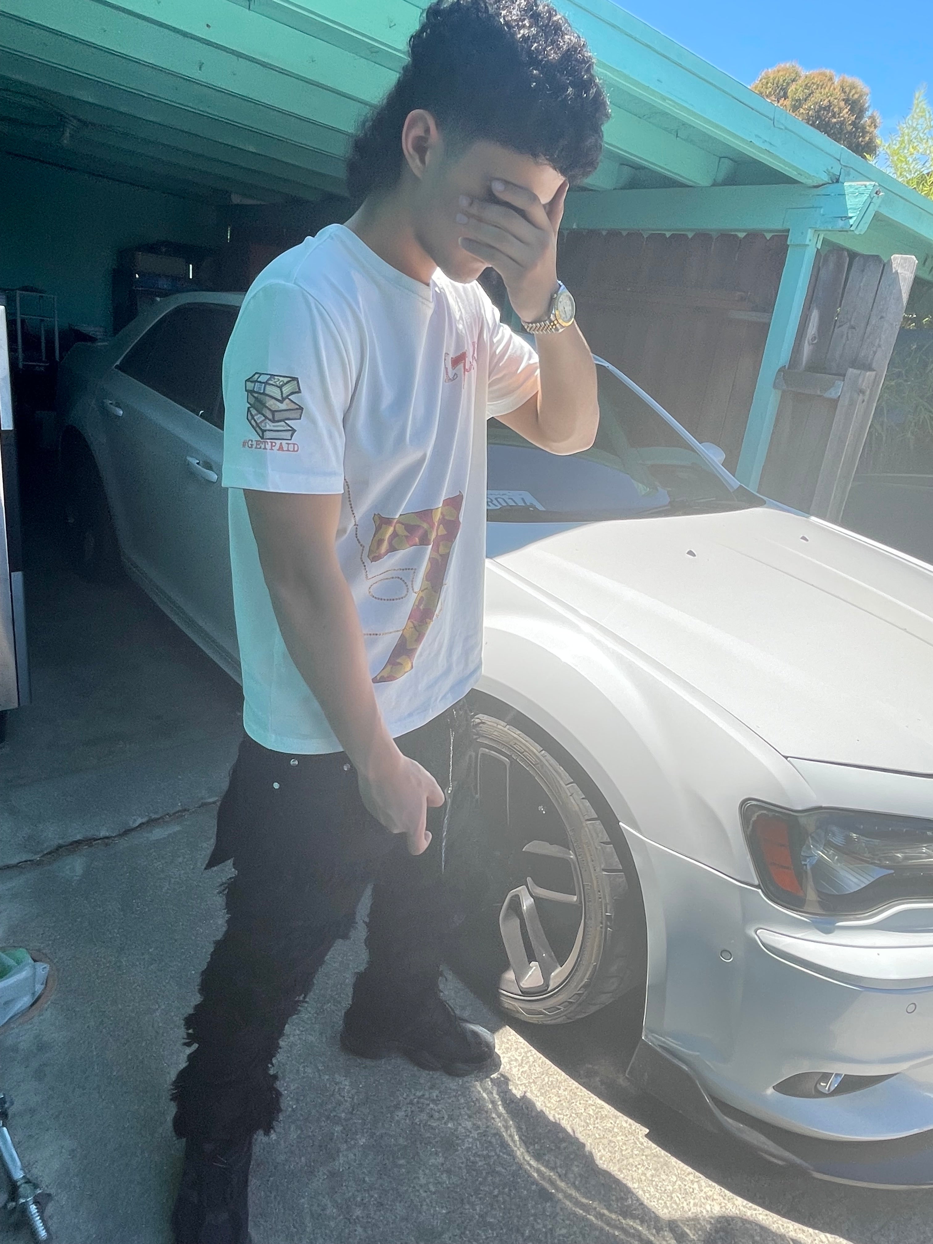 PURO $UERTE white tee