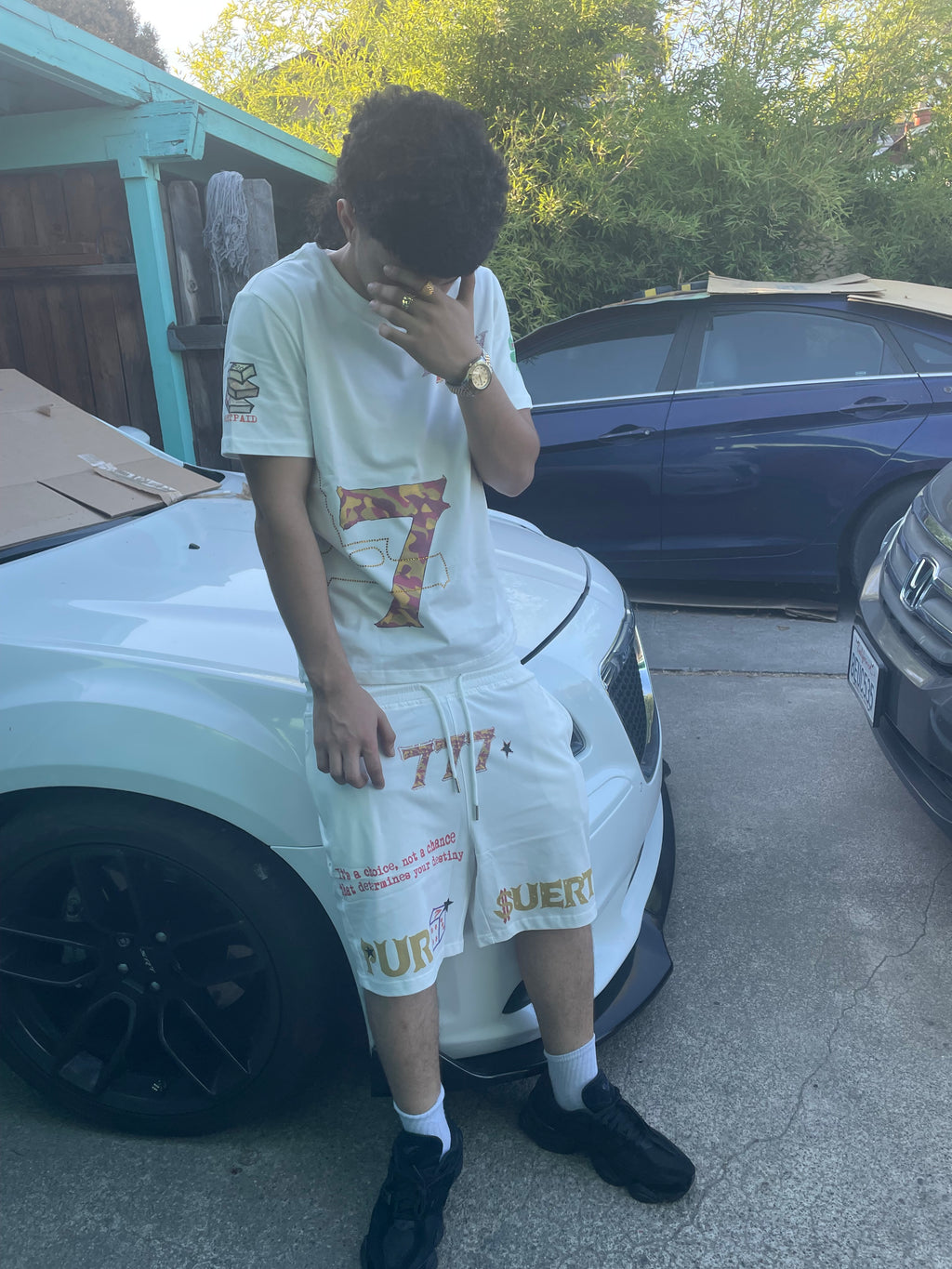 PURO $UERTE white tee